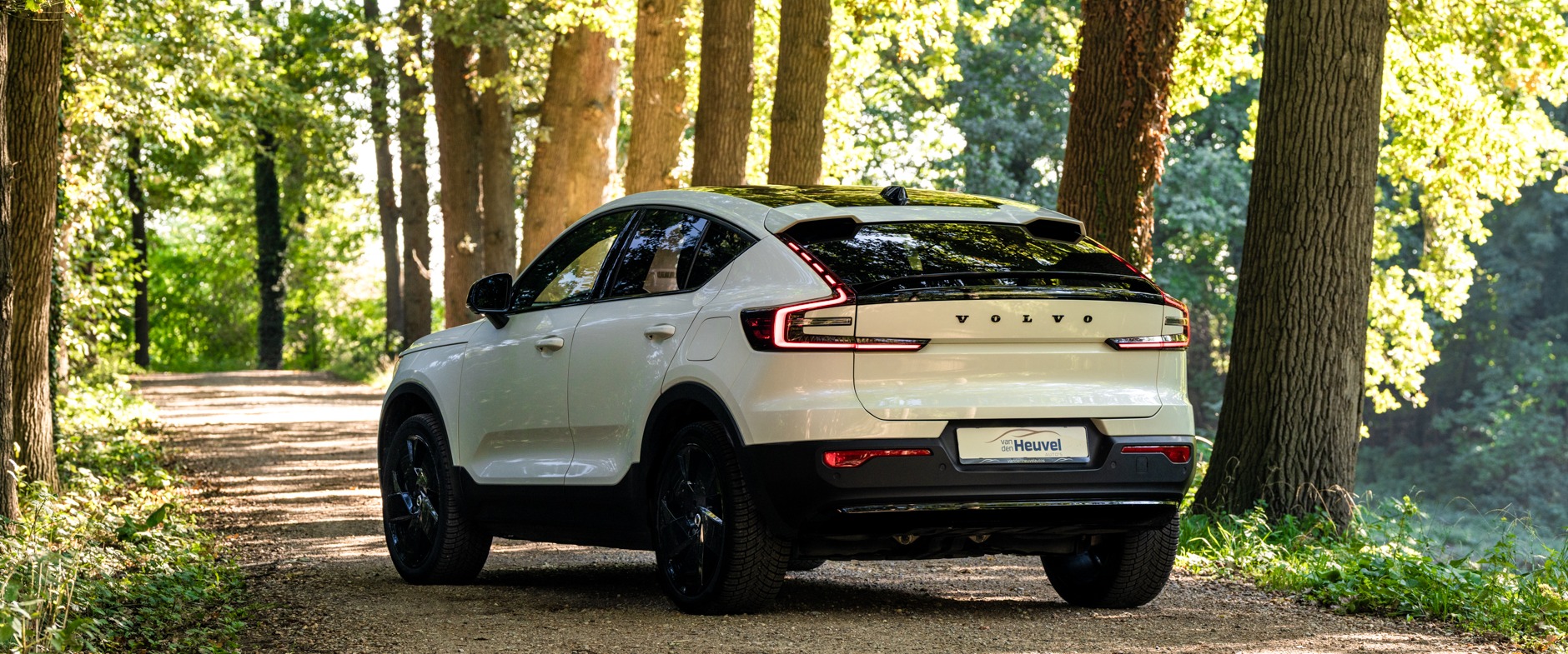 Gallery gallery_images_4_2_17715776571752776941.jpg  | Van den Heuvel Auto's B.V.