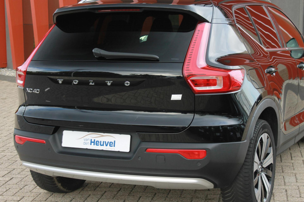 Volvo XC40 T5 Recharge Plus Bright | Stoelverwarming | Parkeercamera | Memory Stoelen | H&K | Keyless 47502890-4.jpg | Van den Heuvel Auto's B.V.