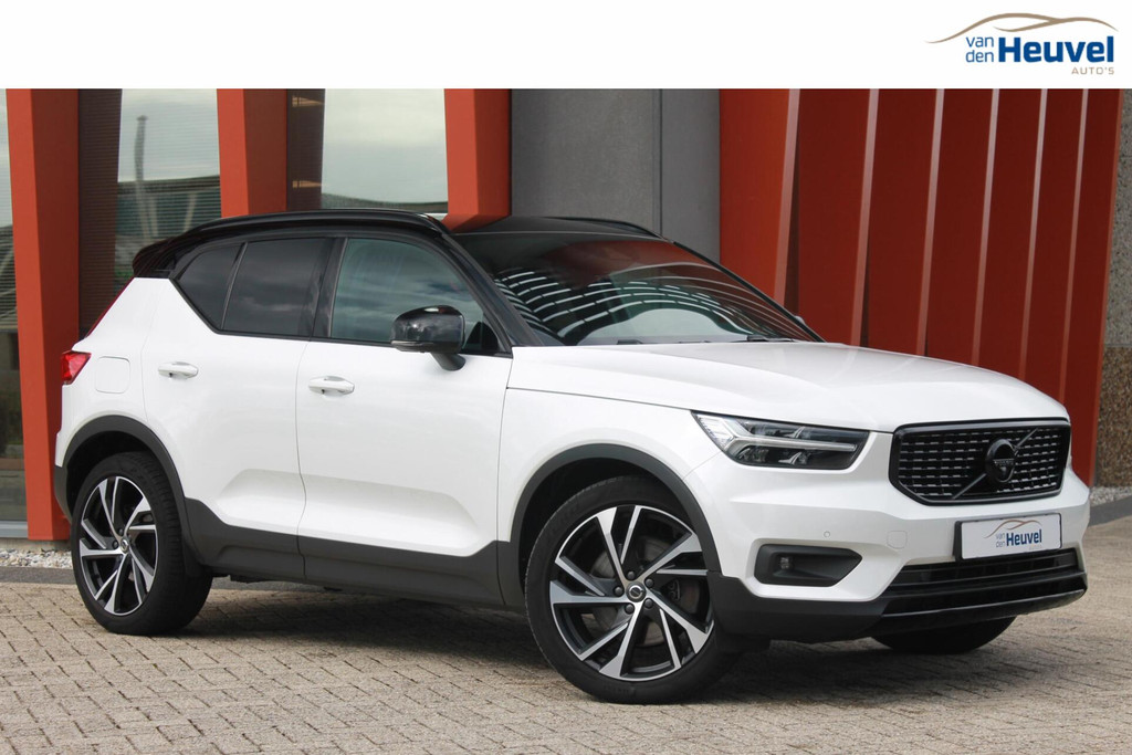 Volvo XC40 T5 Recharge R-Design | Stoelverwarming | 360° Camera | Pilot Assist | BLIS | H&K | Glossy Black | Keyless 47536229-0.jpg | Van den Heuvel Auto's B.V.