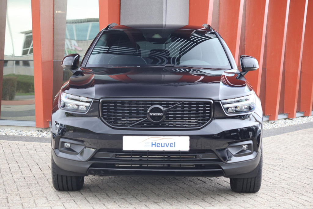 Volvo XC40 T4 Recharge R-Design | Parkeercamera | Keyless | Glossy Black 48335512-1.jpg | Van den Heuvel Auto's B.V.