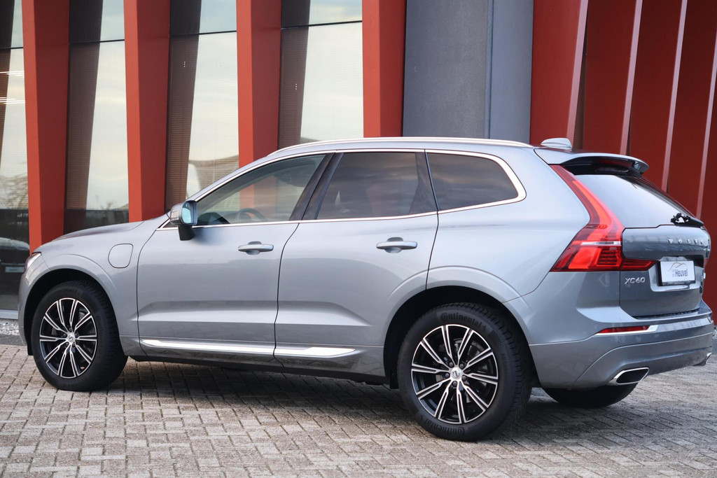 Volvo XC60 T6 Recharge AWD Inscription | Stoelverwarming | Panoramadak | HUD | 360° Camera | H/K | Leder | Keyless 50706317-2.jpg | Van den Heuvel Auto's B.V.