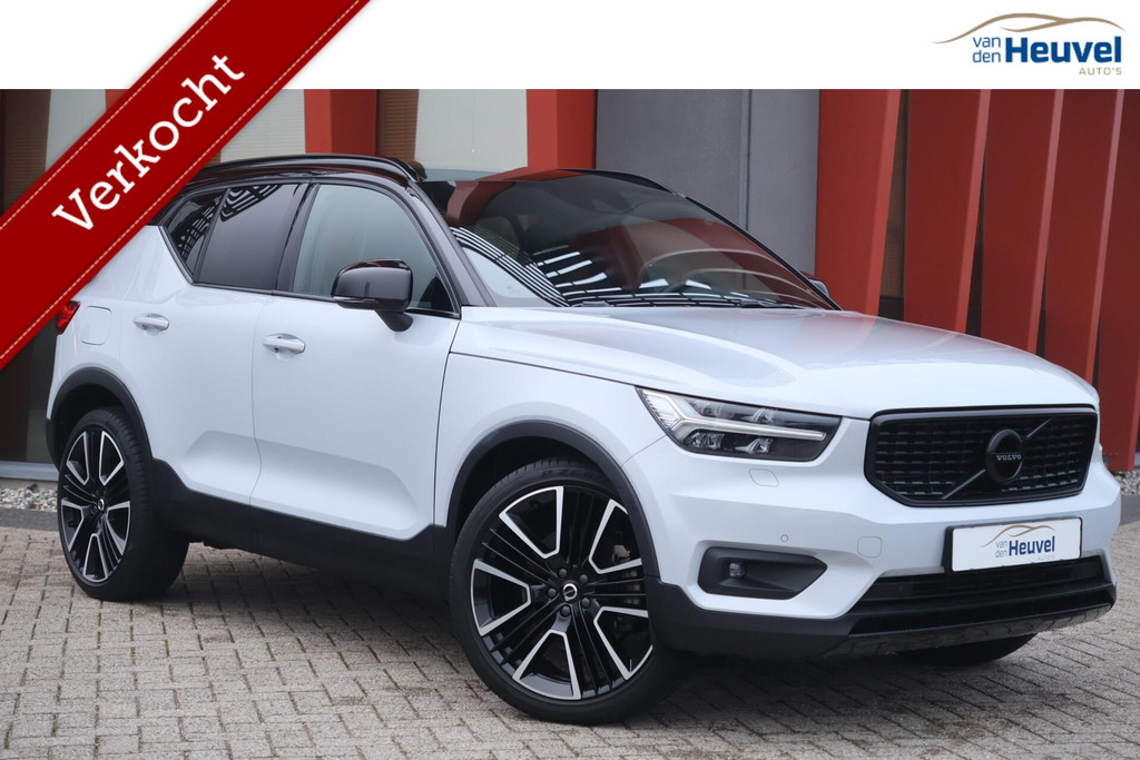 Volvo XC40 T4 Recharge R-Design | Stoelverwarming | Parkeercamera | H&K | Pilot Assist | Glossy Black 50708645-0.jpg | Van den Heuvel Auto's B.V.