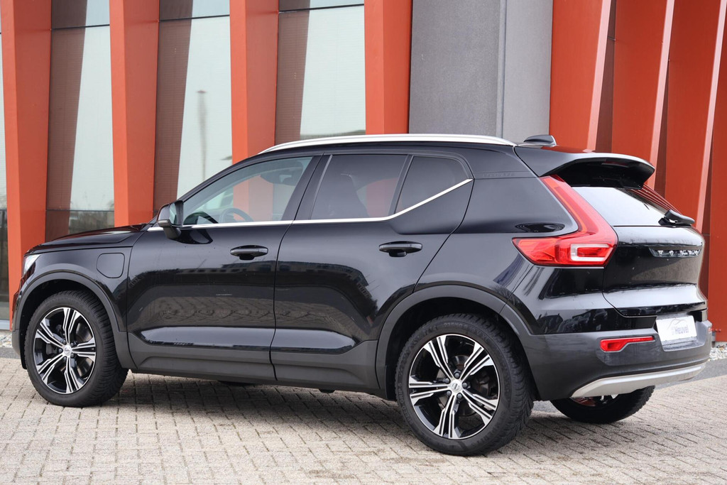 Volvo XC40 T4 Recharge Inscription | Stoelverwarming | Trekhaak | Leder | Parkeercamera | Pilot Assist | keyless 51124152-2.jpg | Van den Heuvel Auto's B.V.