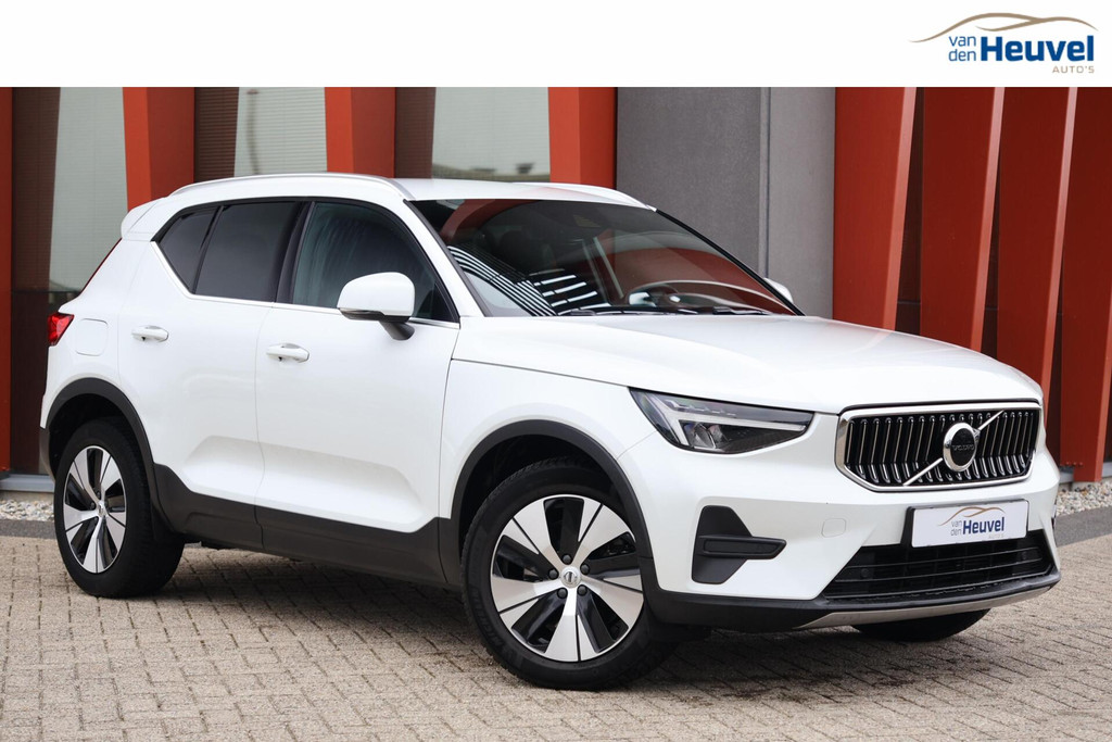 Volvo XC40 T4 Recharge Plus Bright | Stoelverwarming | Trekhaak | Parkeercamera | BLIS | Pilot Assist | Keyless 51165033-0.jpg | Van den Heuvel Auto's B.V.