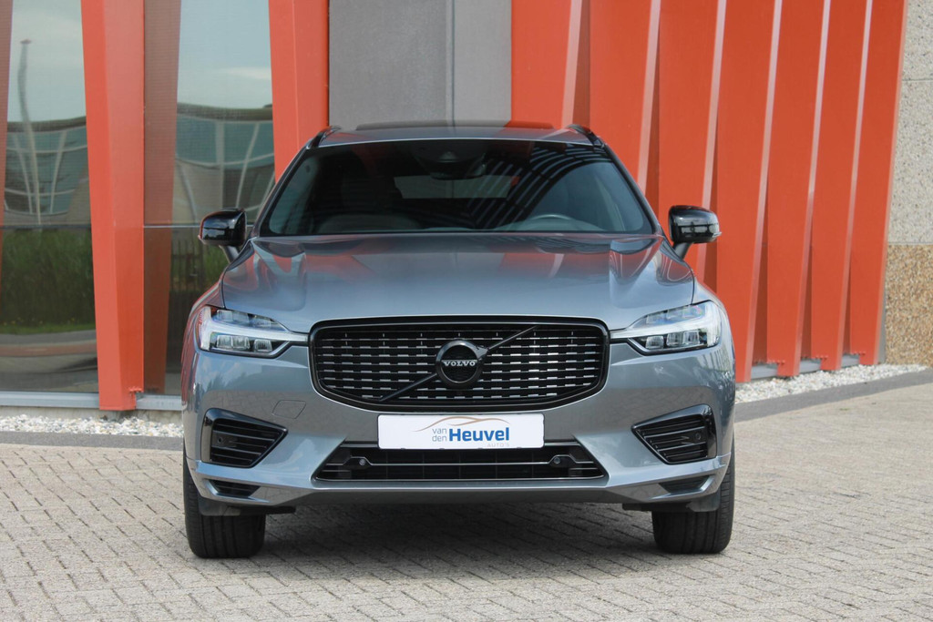 Volvo XC60 T6 Recharge AWD R-Design | Stoelverwarming | Parkeercamera | Panoramadak | H/K | Glossy Black | Keyless 51365891-1.jpg | Van den Heuvel Auto's B.V.