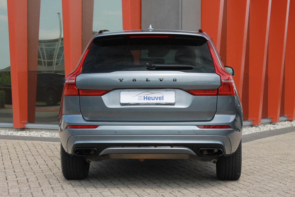 Volvo XC60 T6 Recharge AWD R-Design | Stoelverwarming | Parkeercamera | Panoramadak | H/K | Glossy Black | Keyless 51365891-3.jpg | Van den Heuvel Auto's B.V.