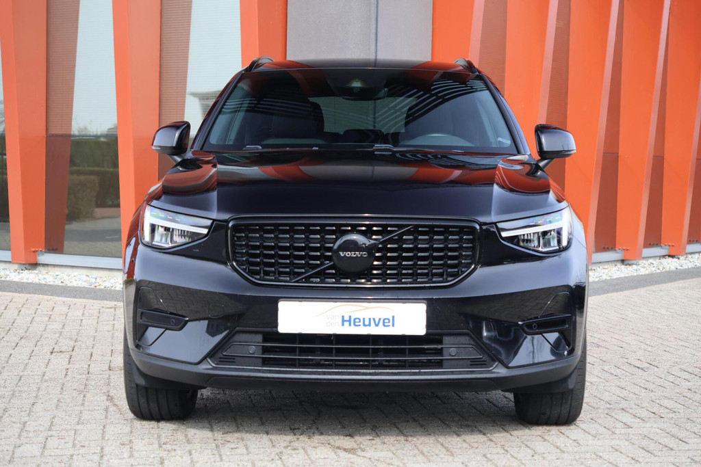 Volvo XC40 T4 Recharge Black Edition | Stoelverwarming | Trekhaak | Parkeercamera | H/K | Keyless 51799526-1.jpg | Van den Heuvel Auto's B.V.