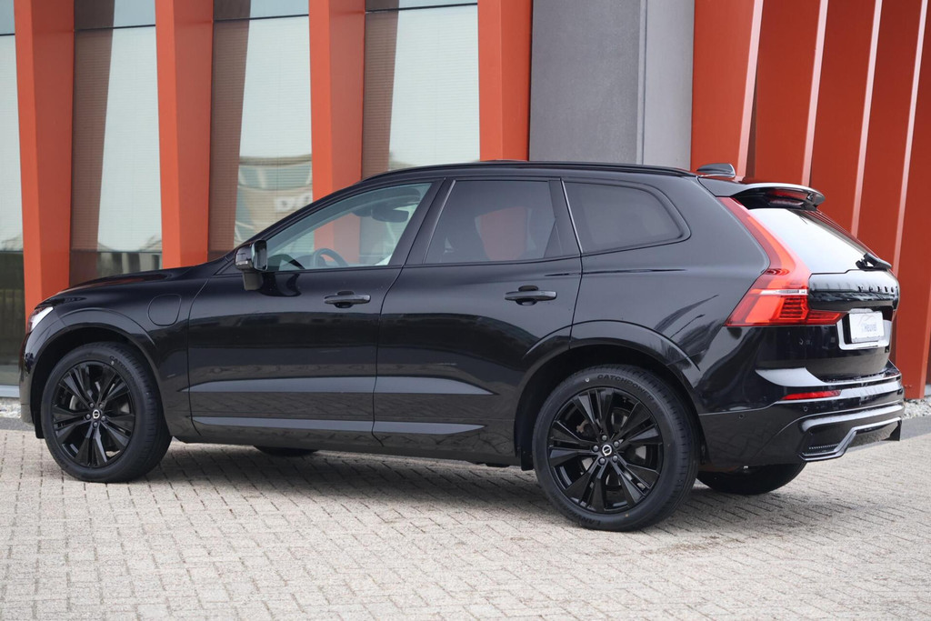 Volvo XC60 T6 Recharge AWD Black Edition | Longe Range | Stoelverwarming | Panoramadak | HUD | 360° Camera | H/K | Leder | Keyless 51819734-2.jpg | Van den Heuvel Auto's B.V.