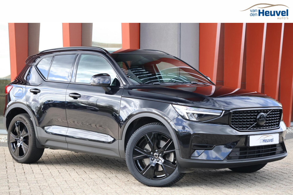 Volvo XC40 T4 Recharge Black Edition | Stoelverwarming | Trekhaak | Parkeercamera | H/K | Keyless 52007807-0.jpg | Van den Heuvel Auto's B.V.