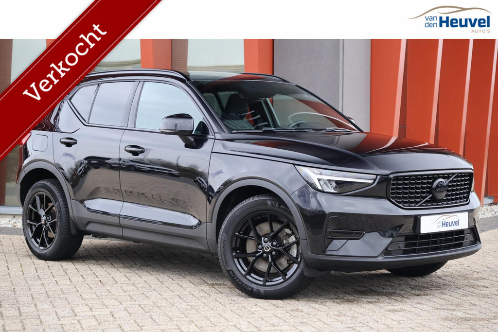 Volvo XC40 T4 Recharge Black Edition | Stoelverwarming | Trekhaak | Parkeercamera | H/K | Keyless 52014069-0.jpg | Van den Heuvel Auto's B.V.