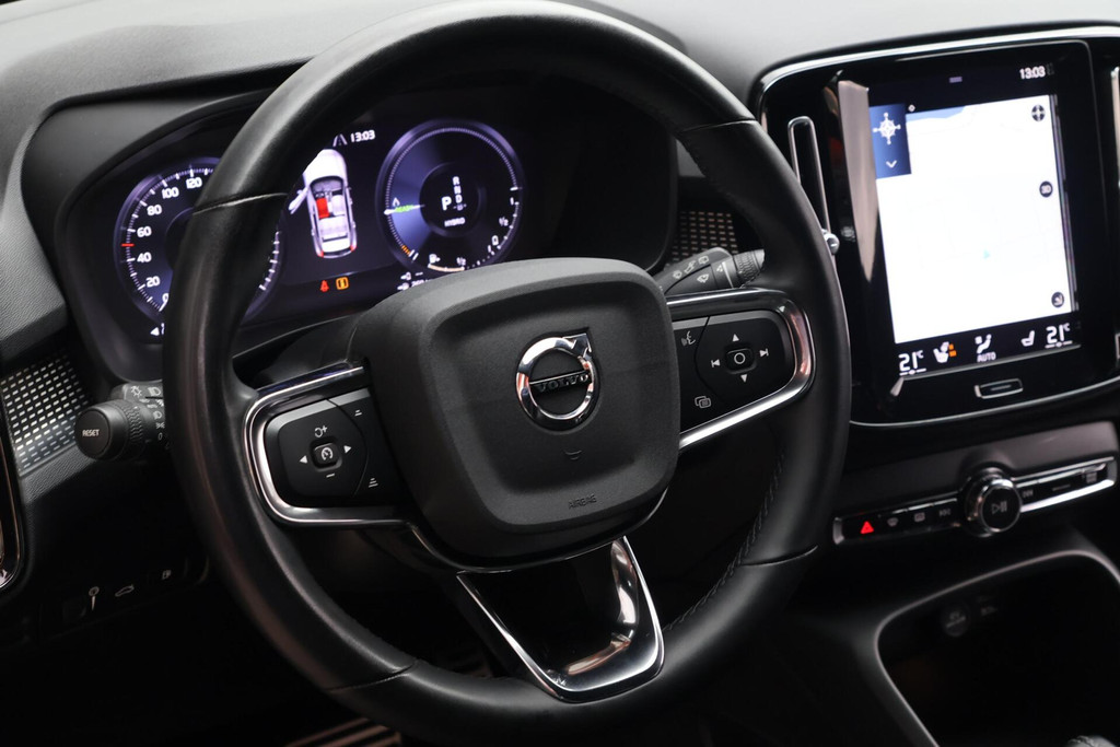 Volvo XC40 T4 Recharge R-Design | Stoelverwarming | Trekhaak | Leder | Parkeercamera | Pilot Assist | Keyless 52033270-33.jpg | Van den Heuvel Auto's B.V.