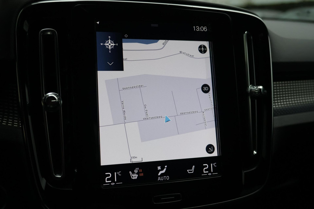 Volvo XC40 T4 Recharge R-Design | Stoelverwarming | Trekhaak | Leder | Parkeercamera | Pilot Assist | Keyless 52033270-43.jpg | Van den Heuvel Auto's B.V.