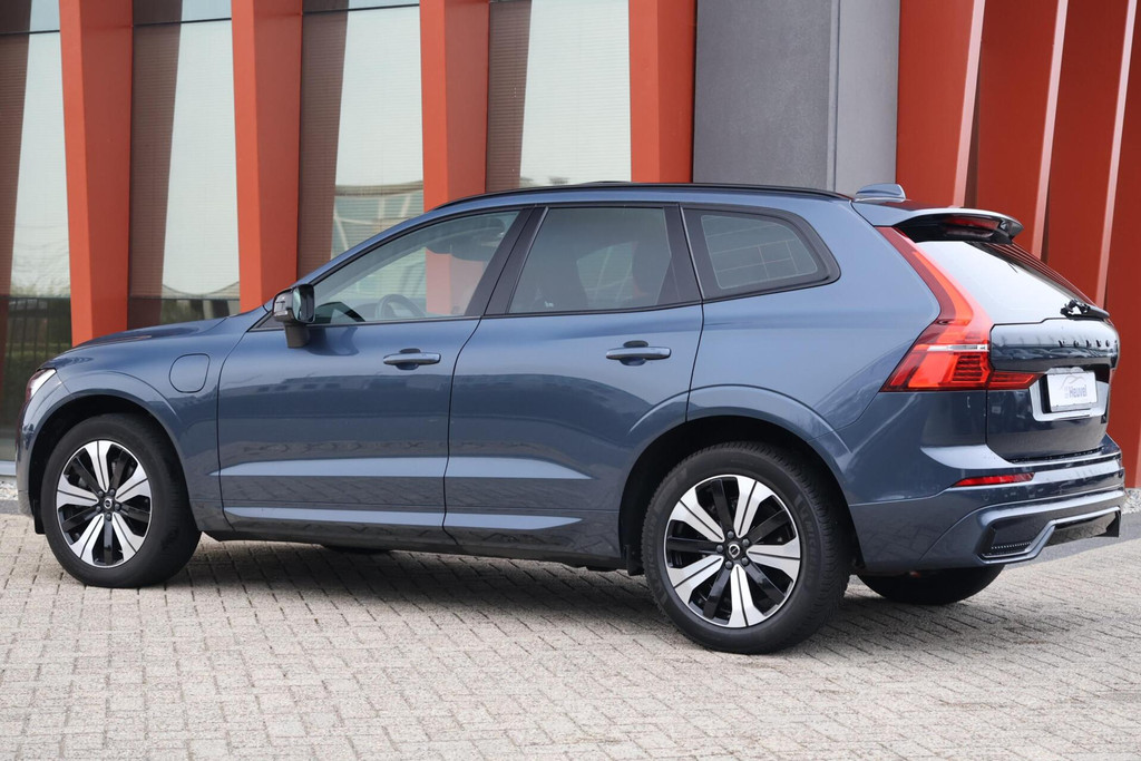Volvo XC60 T6 Recharge AWD Plus Dark | Longe Range | Stoelverwarming | Trekhaak | Leder | Panoramadak | Parkeercamera | Keyless 52035314-2.jpg | Van den Heuvel Auto's B.V.