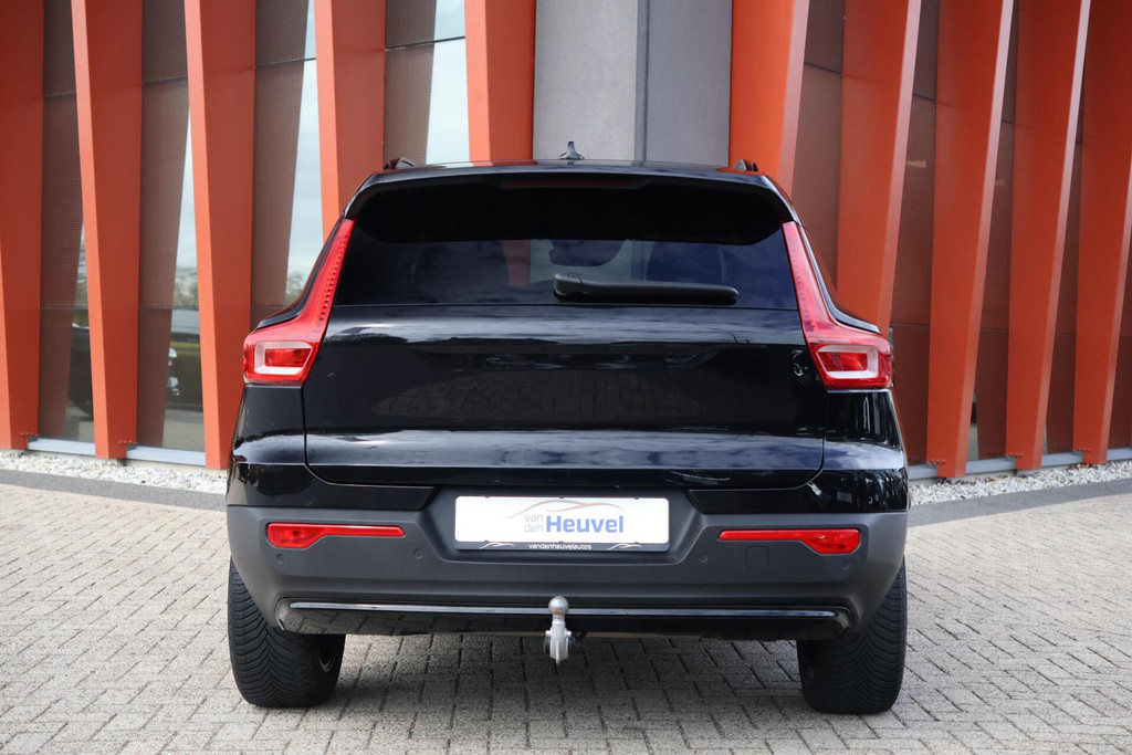 Volvo XC40 T5 Recharge Black Edition| Stoelverwarming | Trekhaak | Parkeercamera | H/K | Keyless 52088114-3.jpg | Van den Heuvel Auto's B.V.