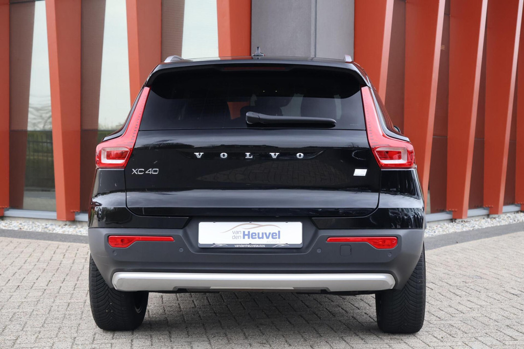 Volvo XC40 T5 Recharge Plus Bright | Stoelverwarming | Trekhaak | Leder | Parkeercamera | H/K | Keyless 52091142-3.jpg | Van den Heuvel Auto's B.V.