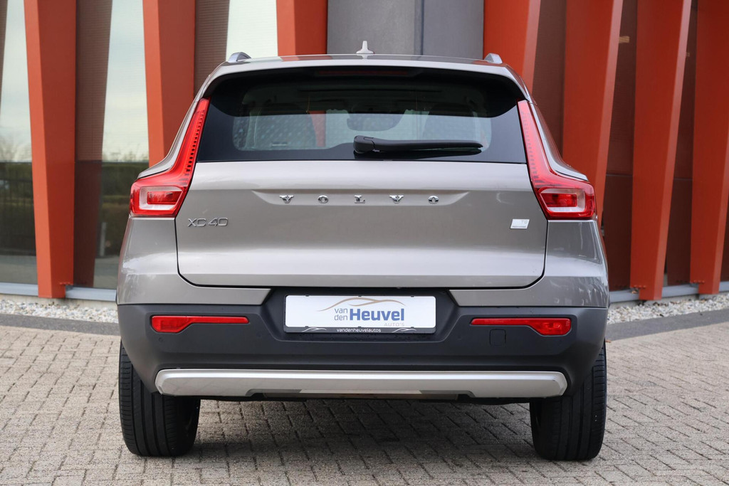Volvo XC40 T5 Recharge Inscription | Stoelverwarming | Trekhaak | Leder | Parkeercamera | Keyless 52092989-3.jpg | Van den Heuvel Auto's B.V.