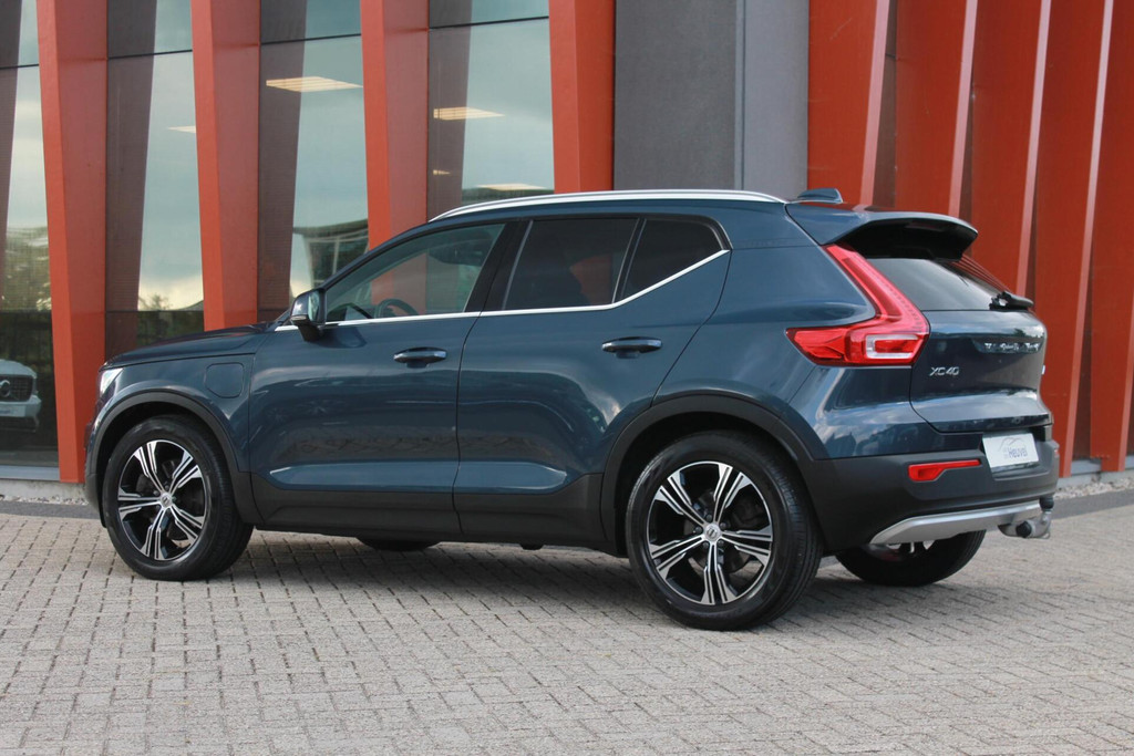 Volvo XC40 T4 Recharge Inscription | Stoelverwarming | Trekhaak | Panoramdak | Pilot Assist | Leder | 360° Camera | BLIS | Keyless 52202273-2.jpg | Van den Heuvel Auto's B.V.