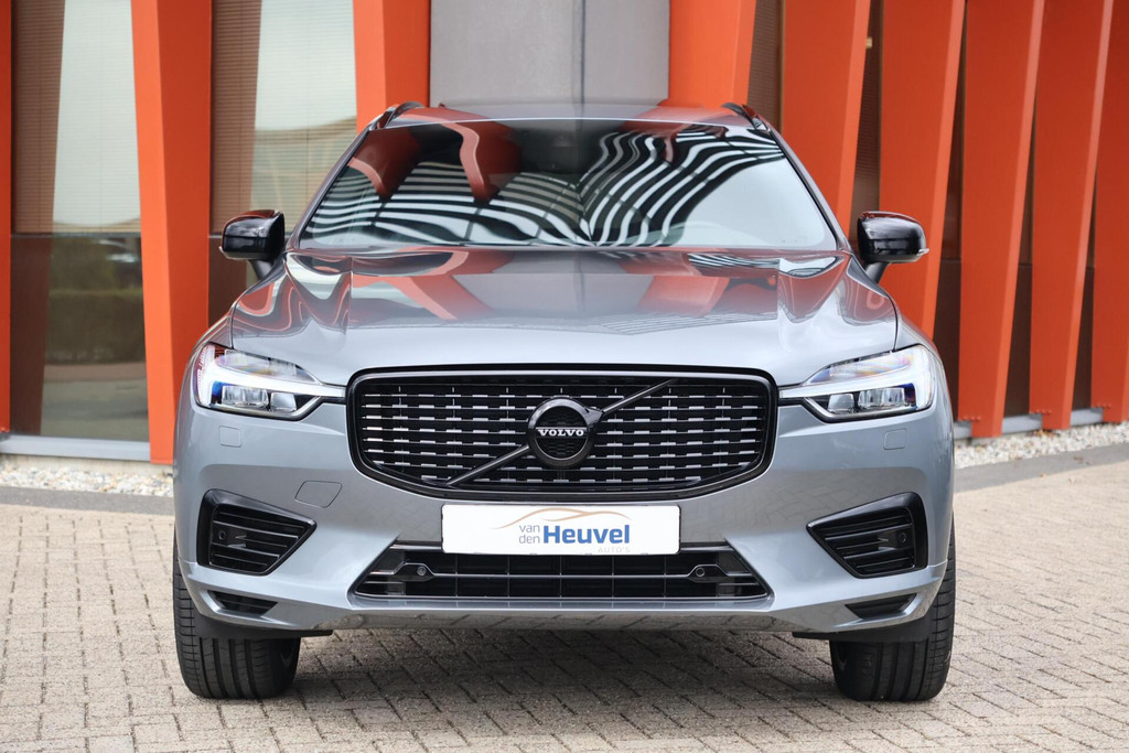 Volvo XC60 T8 Recharge AWD R-Design | Stoelverwarming | Panoramadak | Pilot Assist | H/K | BLIS | Glossy Black | Keyless 52400605-1.jpg | Van den Heuvel Auto's B.V.