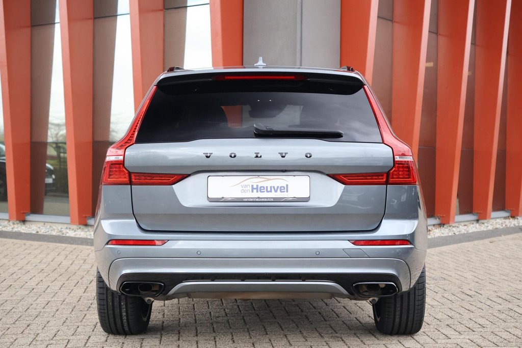 Volvo XC60 T8 Recharge AWD R-Design | Stoelverwarming | Panoramadak | Pilot Assist | H/K | BLIS | Glossy Black | Keyless 52400605-3.jpg | Van den Heuvel Auto's B.V.