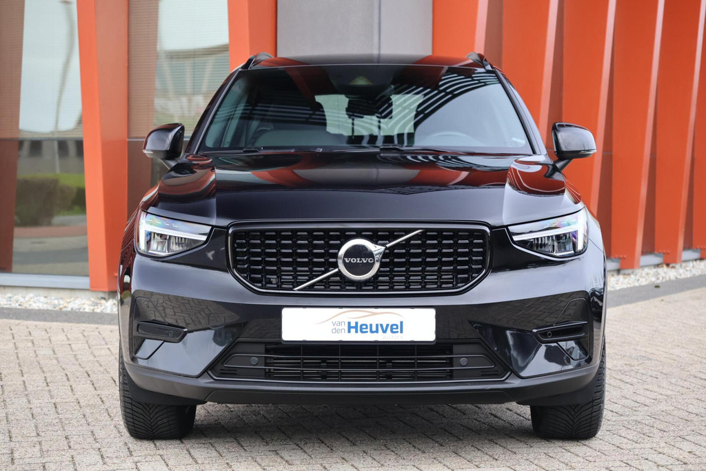 Volvo XC40 T4 Recharge Plus Dark | Stoelverwarming | Parkeercamera | H/K | Keyless 52401791-1.jpg | Van den Heuvel Auto's B.V.