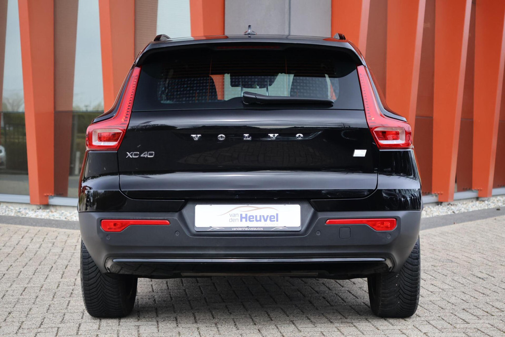 Volvo XC40 T4 Recharge Plus Dark | Stoelverwarming | Parkeercamera | H/K | Keyless 52401791-3.jpg | Van den Heuvel Auto's B.V.