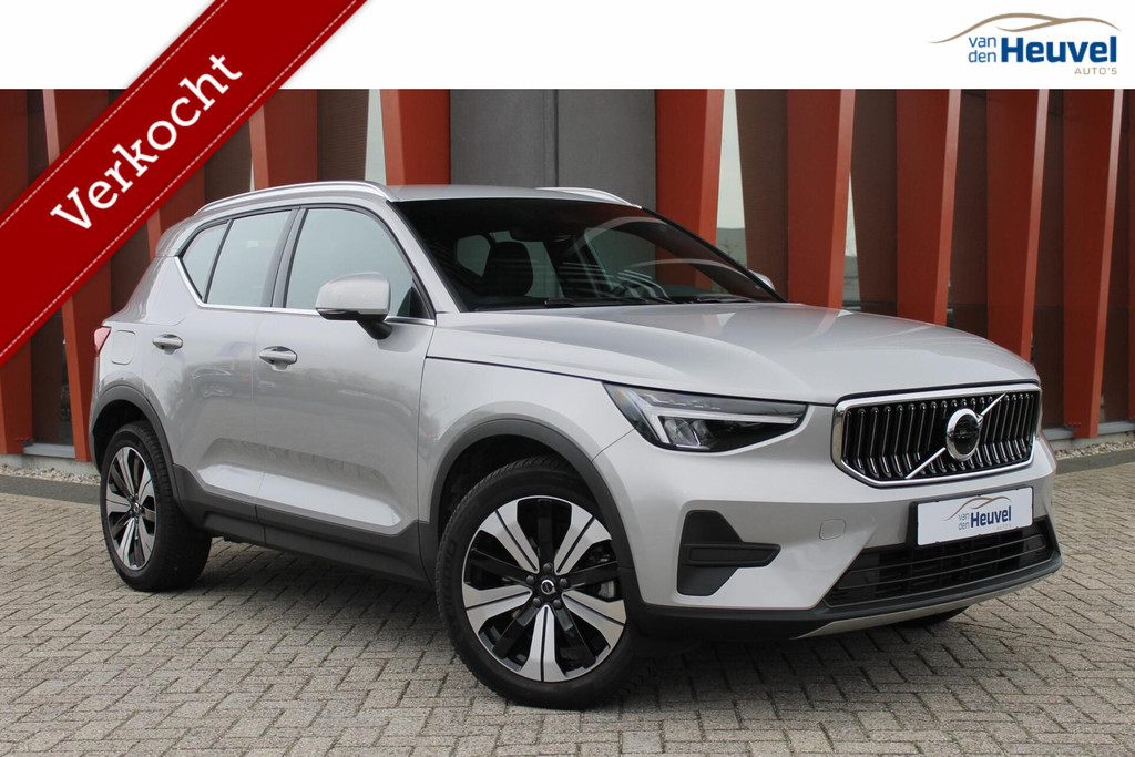 Volvo XC40 T4 Recharge Core Bright | Parkeercamera | Keyless | 19 Inch | Silver skidplates voor en achter 52577002-0.jpg | Van den Heuvel Auto's B.V.