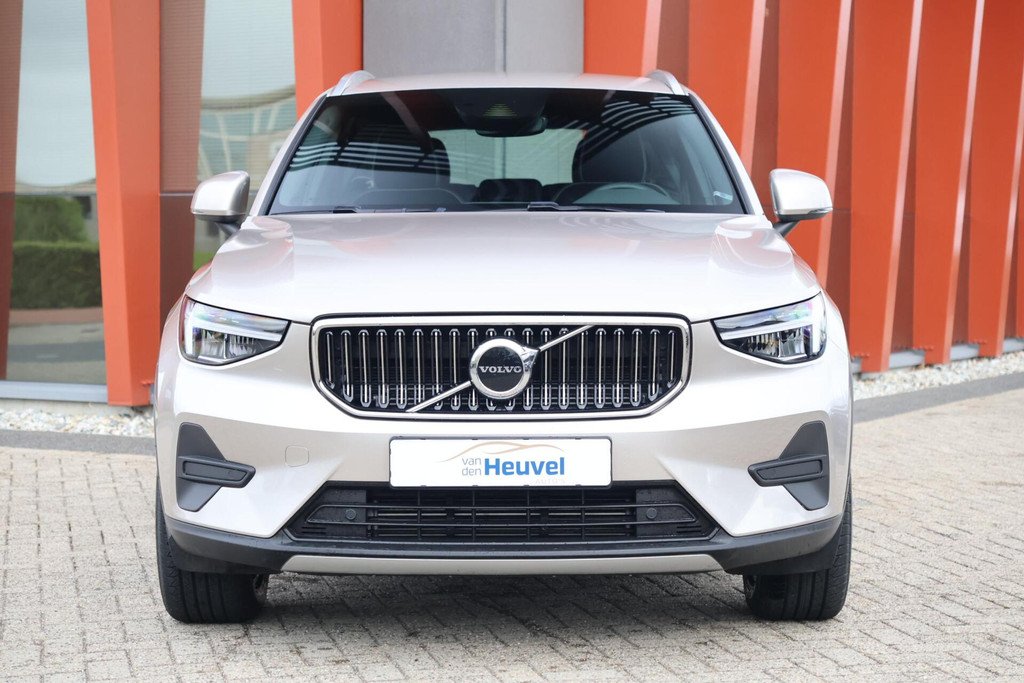 Volvo XC40 T4 Recharge Plus Bright | Stoelverwarming | Parkeercamera | H/K | Memory Stoelen | Keyless 52780589-1.jpg | Van den Heuvel Auto's B.V.