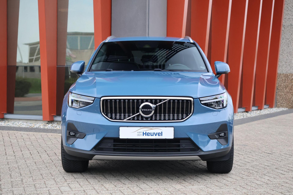 Volvo XC40 T5 Recharge Plus Bright | Stoelverwarming | Trekhaak | BLIS | Pilot Assist | Parkeercamera | H/K | Keyless 53012169-1.jpg | Van den Heuvel Auto's B.V.