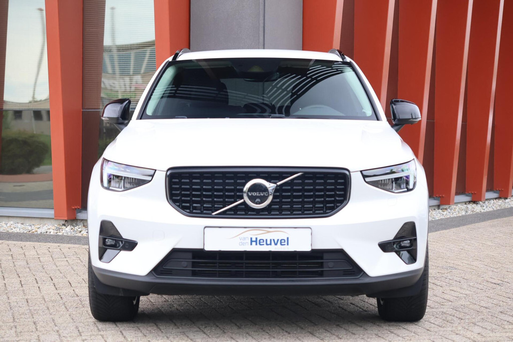 Volvo XC40 T5 Recharge Plus Dark | Stoelverwarming | Trekhaak | Leder | BLIS | Pilot Assist | 360° Camera | H/K | Keyless 53121303-1.jpg | Van den Heuvel Auto's B.V.
