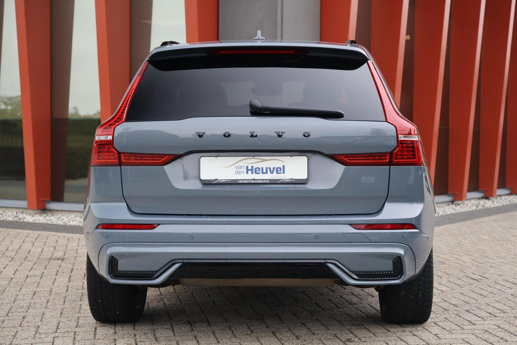 Volvo XC60 T6 Recharge AWD Plus Dark | Long Range | Stoelverwarming | Trekhaak | 360° Camera | BLIS | Pilot Assist | Glossy Black | Keyless 53205599-3.jpg | Van den Heuvel Auto's B.V.