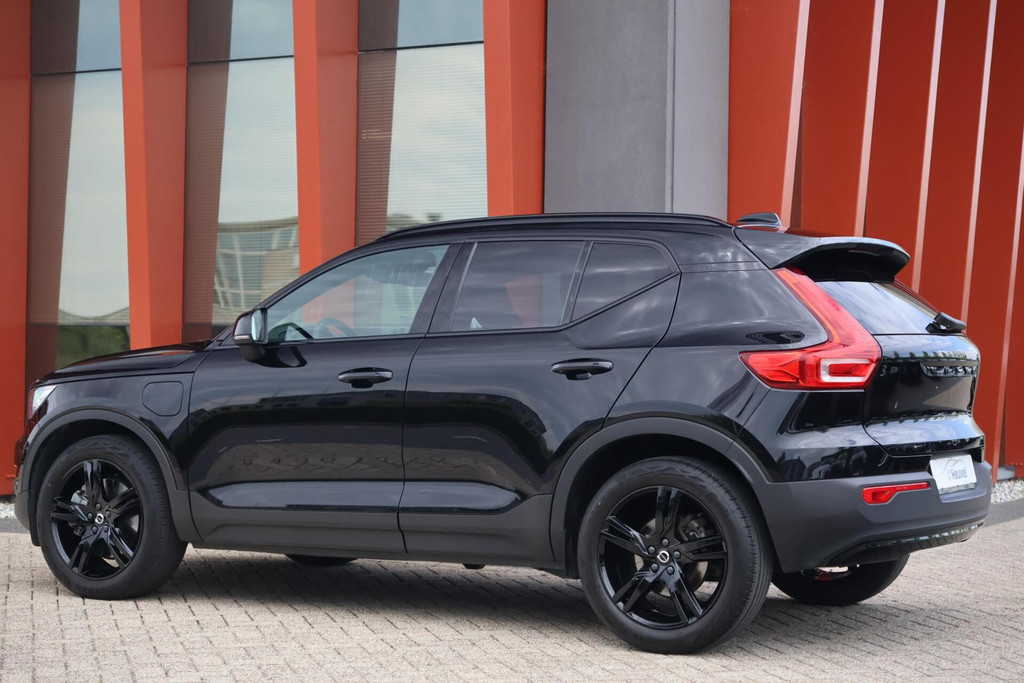 Volvo XC40 T5 Recharge Black Edition| Stoelverwarming | Leder | Parkeercamera | Keyless 53218408-2.jpg | Van den Heuvel Auto's B.V.