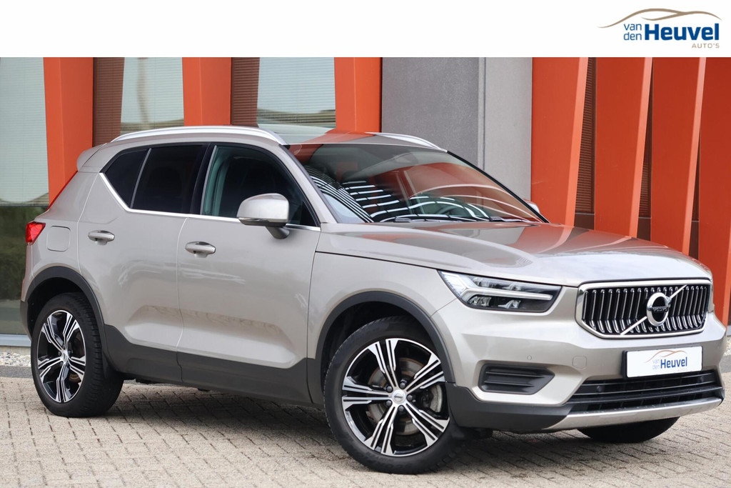 Volvo XC40 T4 Recharge Inscription | Stoelverwarming | Trekhaak | Leder | Panoramadak | Parkeercamera | Pilot Assist | Keyless 53218615-0.jpg | Van den Heuvel Auto's B.V.