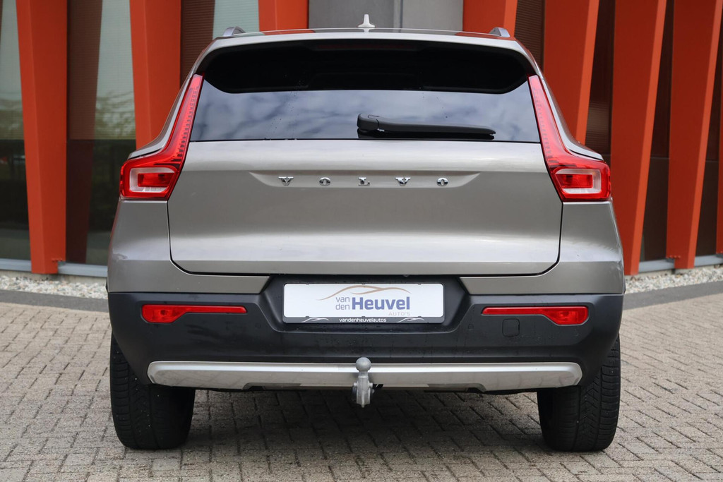 Volvo XC40 T4 Recharge Inscription | Stoelverwarming | Trekhaak | Leder | Panoramadak | Parkeercamera | Pilot Assist | Keyless 53218615-3.jpg | Van den Heuvel Auto's B.V.