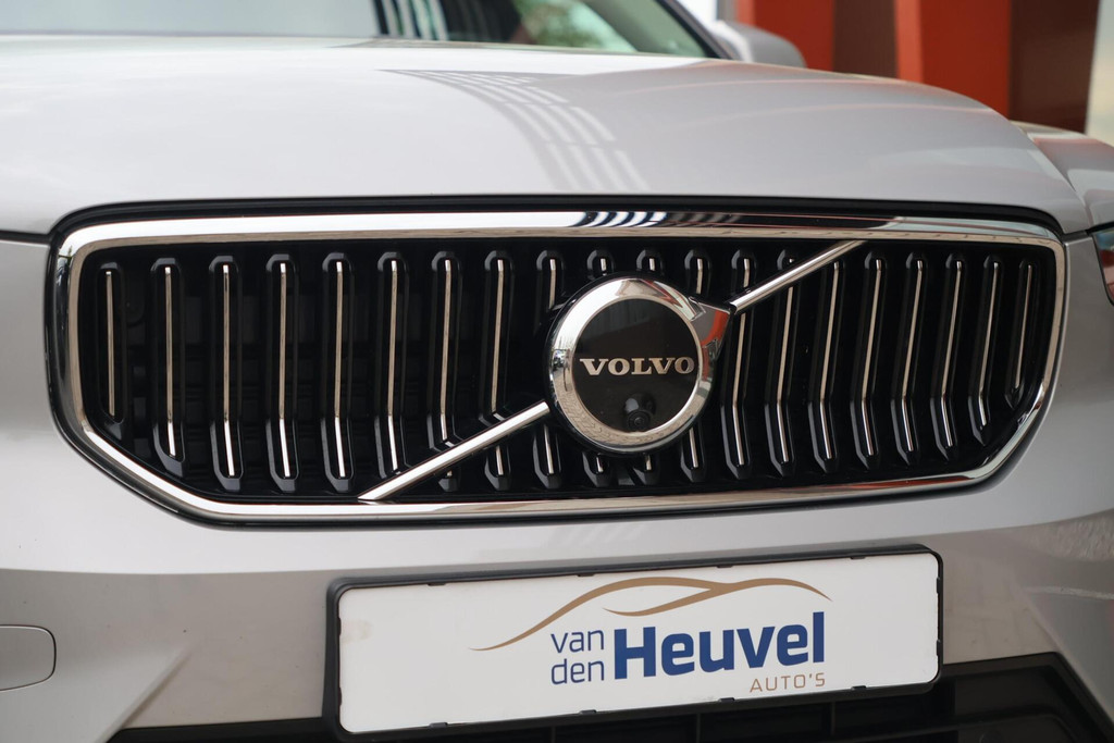 Volvo XC40 T5 Recharge Ultimate Bright | Stoelverwarming | Trekhaak | Leder | 360° Camera | H/K | Panoramadak | Keyless 53308467-4.jpg | Van den Heuvel Auto's B.V.