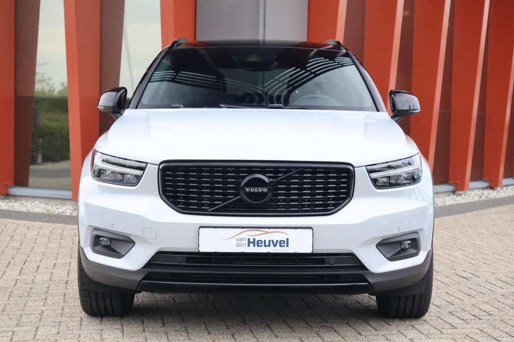 Volvo XC40 T4 Recharge R-Design | Stoelverwarming | Trekhaak | Parkeercamera | 53348115-1.jpg | Van den Heuvel Auto's B.V.