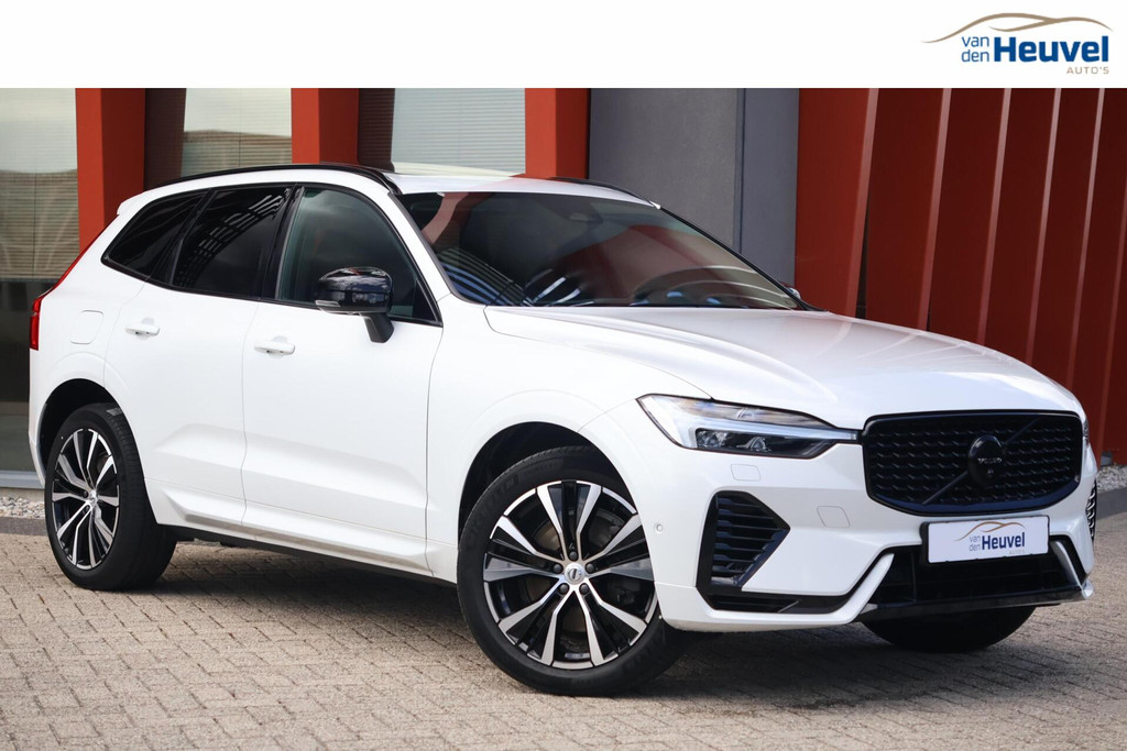 Volvo XC60 T6 Recharge AWD Plus Dark | Longe Range | Stoelverwarming | Trekhaak | Panoramadak | Leder | 360° Camera | BLIS | Pilot Assist | 53376106-0.jpg | Van den Heuvel Auto's B.V.