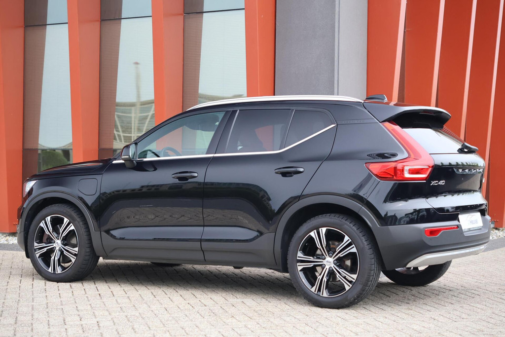 Volvo XC40 T4 Recharge Inscription | Stoelverwarming | Trekhaak | Leder | Panoramadak | Parkeercamera | H/K | Keyless 53386128-2.jpg | Van den Heuvel Auto's B.V.