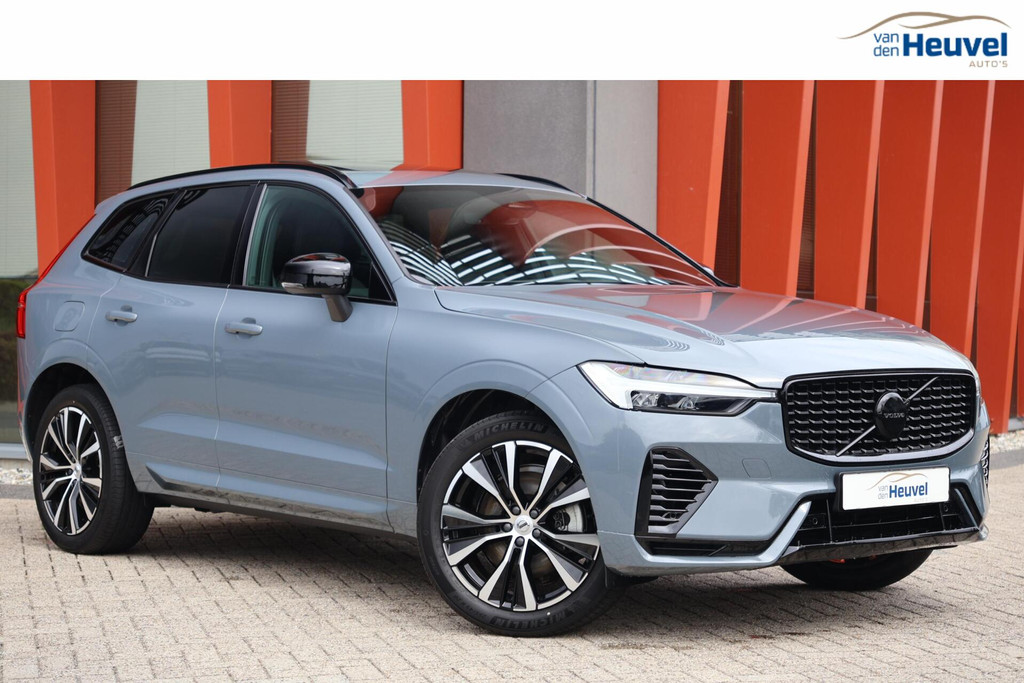 Volvo XC60 T6 Recharge AWD Plus Dark | Longe Range | Trekhaak | Panoramadak | Parkeercamera | Glossy Black | Keyless 53587716-0.jpg | Van den Heuvel Auto's B.V.