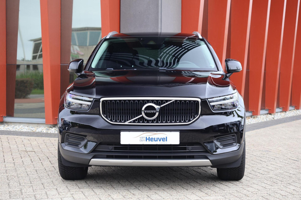 Volvo XC40 T3 Momentum | Stoelverwarming | Trekhaak | Leder | Keyless 53930087-1.jpg | Van den Heuvel Auto's B.V.