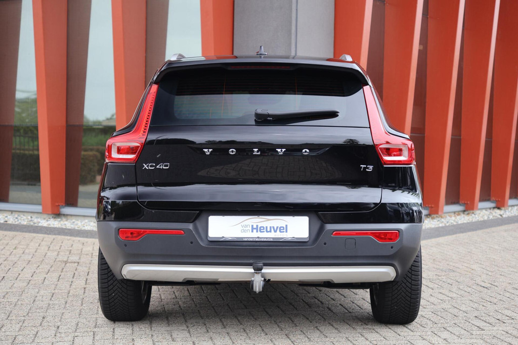 Volvo XC40 T3 Momentum | Stoelverwarming | Trekhaak | Leder | Keyless 53930087-3.jpg | Van den Heuvel Auto's B.V.