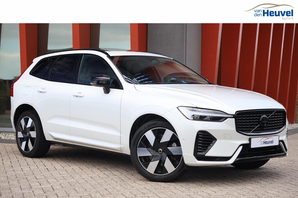 Volvo XC60 T6 Recharge AWD Ultimate Dark | Stoelverwarming | Trekhaak | Leder | Panoramadak | H/K | 360° Camera | Glossy Black | Keyless 53932679-0.jpg | Van den Heuvel Auto's B.V.