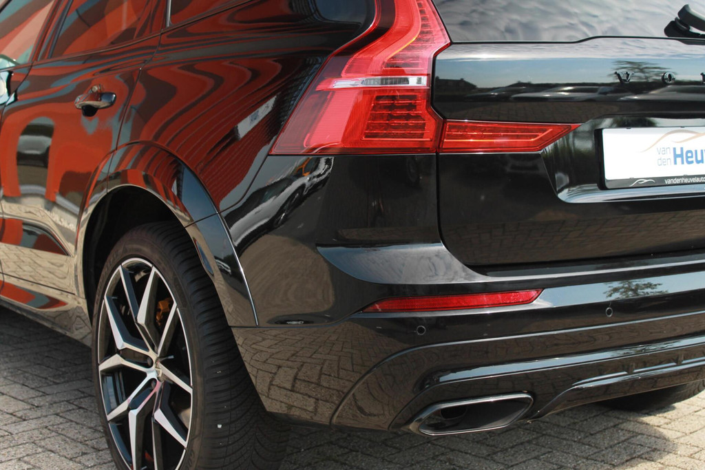 Volvo XC60 T8 AWD Polestar Engineered | Stoelverwarming | Trekhaak | Panoramadak | H/K | Parkeercamera | Keyless 54146922-4.jpg | Van den Heuvel Auto's B.V.