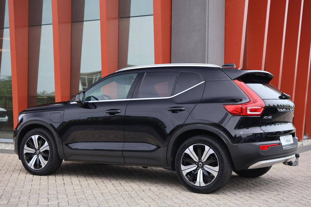 Volvo XC40 T5 Recharge Ultimate Bright | Stoelverwarming | Trekhaak | 360° Camera | Panoramadak | BLIS | Pilot Assist | Keyless 54168193-2.jpg | Van den Heuvel Auto's B.V.