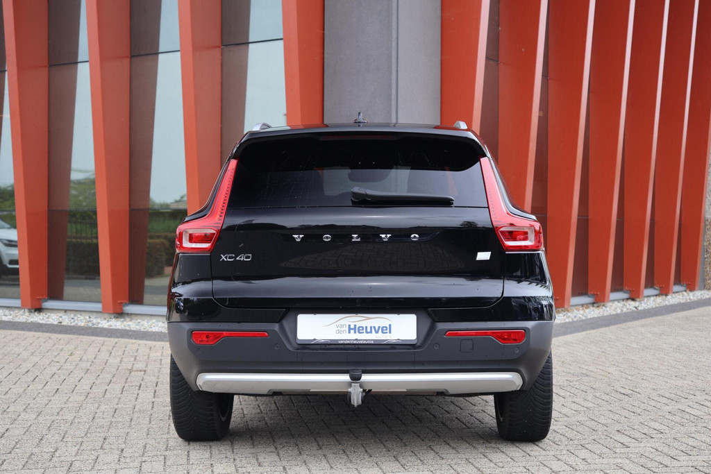 Volvo XC40 T5 Recharge Ultimate Bright | Stoelverwarming | Trekhaak | 360° Camera | Panoramadak | BLIS | Pilot Assist | Keyless 54168193-3.jpg | Van den Heuvel Auto's B.V.
