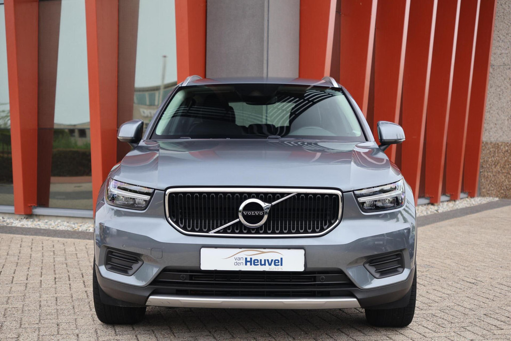 Volvo XC40 T4 Momentum | Trekhaak | Leder | Parkeercamera 54169945-1.jpg | Van den Heuvel Auto's B.V.