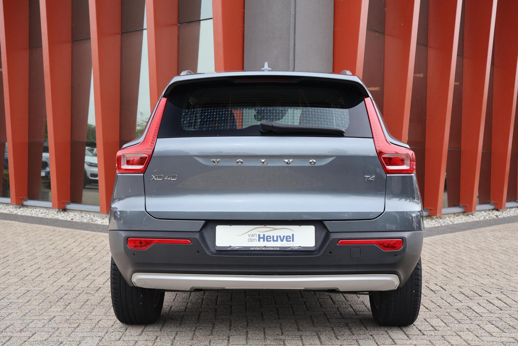 Volvo XC40 T4 Momentum | Trekhaak | Leder | Parkeercamera 54169945-3.jpg | Van den Heuvel Auto's B.V.