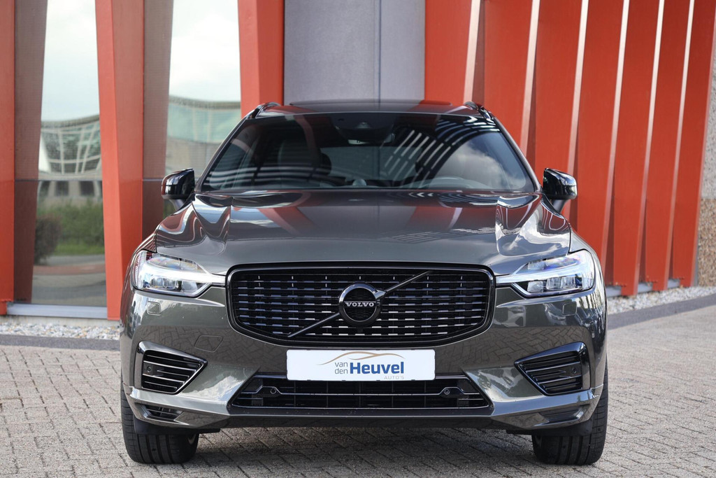 Volvo XC60 T8 Recharge AWD R-Design | Stoelverwarming | Trekhaak | Leder | B&W | HUD | Luchtvering | Panoramadak | Full Options 54219269-1.jpg | Van den Heuvel Auto's B.V.