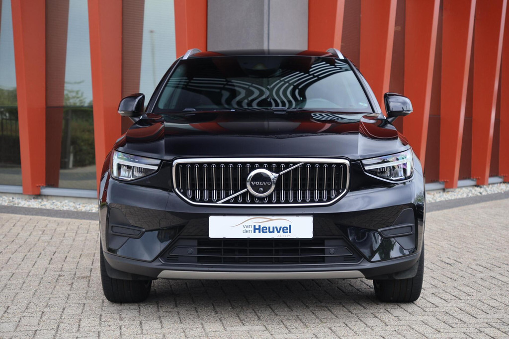 Volvo XC40 T4 Recharge Plus Bright | Stoelverwarming | Trekhaak | 360° Camera | H/K | Keyless 54231017-1.jpg | Van den Heuvel Auto's B.V.