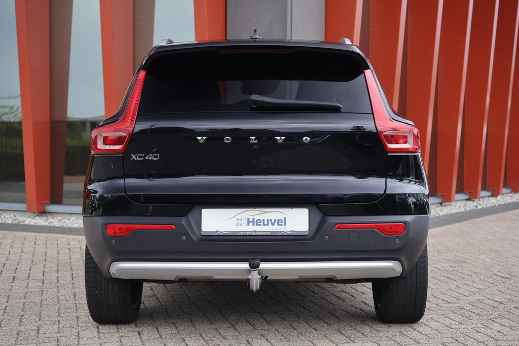 Volvo XC40 T4 Recharge Plus Bright | Stoelverwarming | Trekhaak | 360° Camera | H/K | Keyless 54231017-3.jpg | Van den Heuvel Auto's B.V.