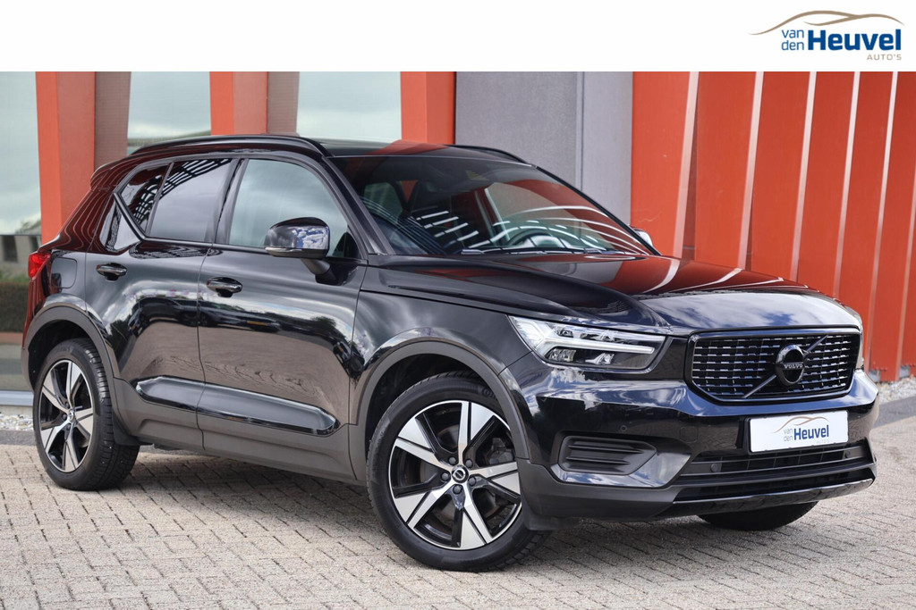 Volvo XC40 T4 Recharge R-Design | Stoelverwarming | Trekhaak | H/K | Parkeercamera | Panoramadak | Keyless 54302348-0.jpg | Van den Heuvel Auto's B.V.